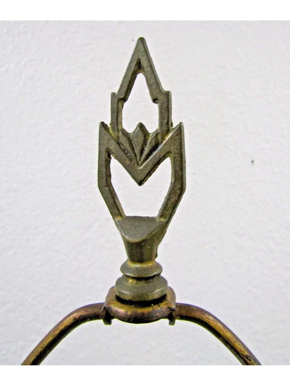 French Neoclassical Green Onyx Gilt Bronze Garland and Satyr Mounts Table Lamp